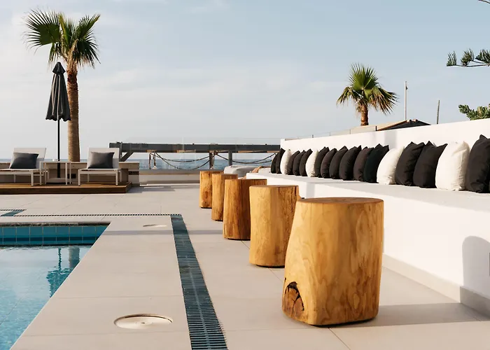 Petradi Lounge Отель Ретимно