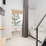 Petradi Lounge Hotel 4*
