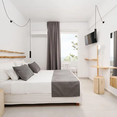 Hotel Petradi Lounge 4*