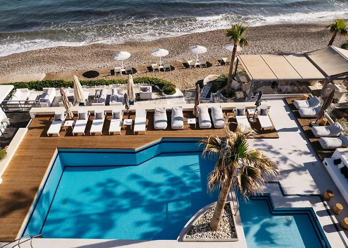 Petradi Lounge Hotel 4*