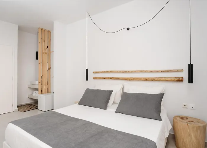 Petradi Lounge Hotel