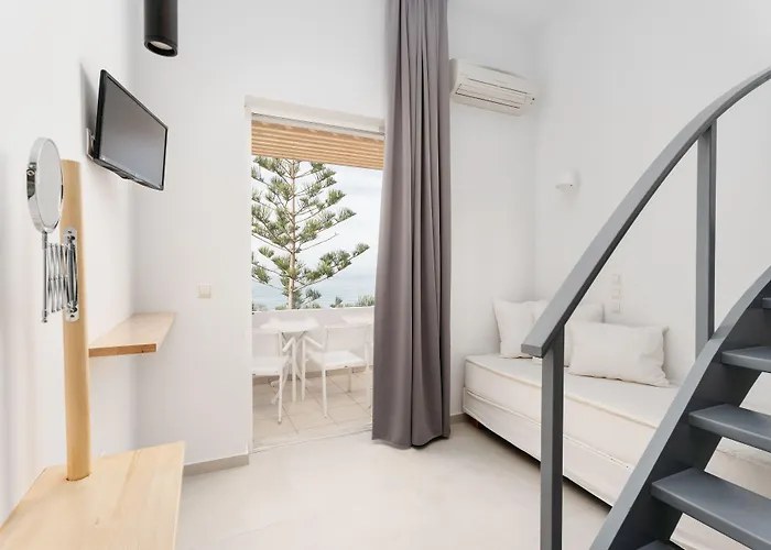 Petradi Lounge Hotel 4*