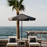 Ξενοδοχείο Petradi Lounge