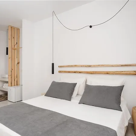 Petradi Lounge By Ghh Hotel