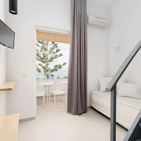 Petradi Lounge Hotel 4*