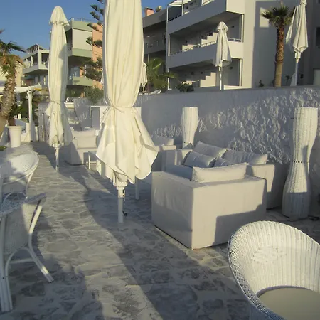Petradi Lounge By Ghh Hotel 4*