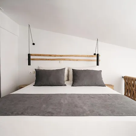 Petradi Lounge By Ghh Rethymno (Crete)