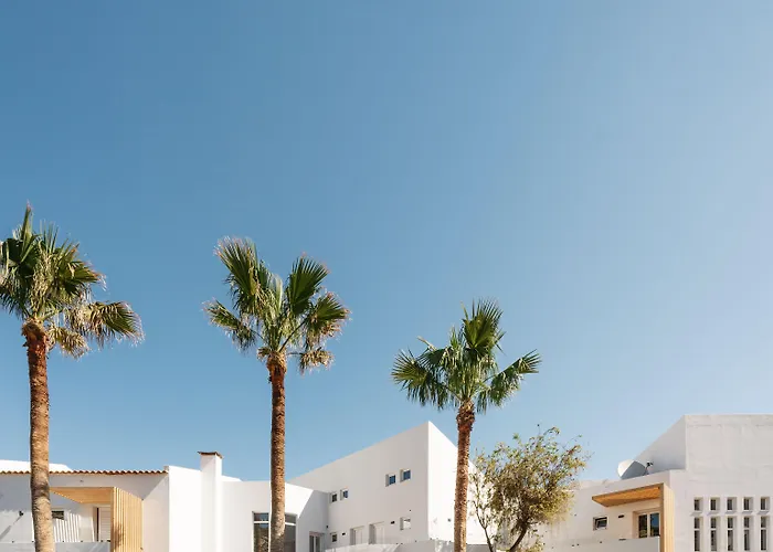 Hotel Petradi Lounge 4*