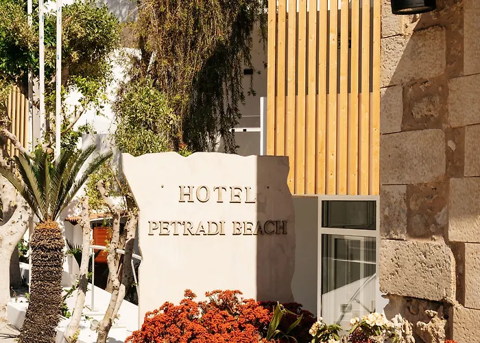 Hotel Petradi Lounge 4*