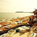 Petradi Lounge 4*